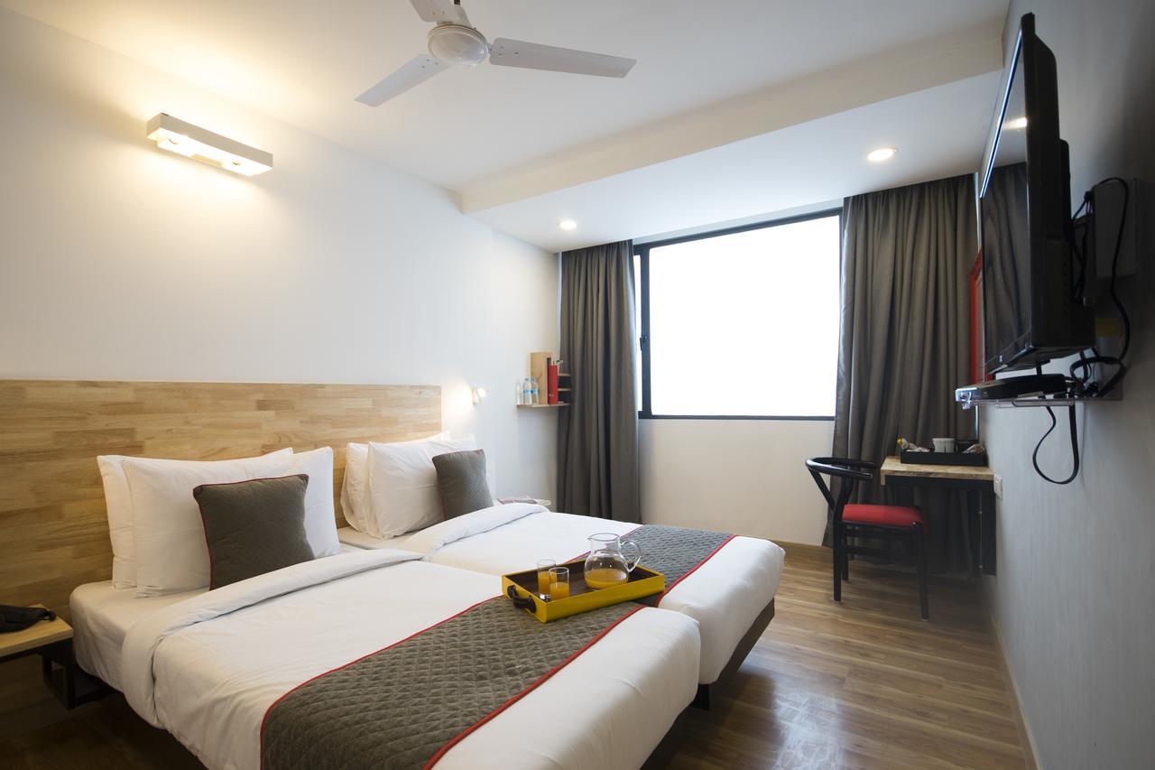 מלון מומביי Oyo Townhouse 16 International Airport מראה חיצוני תמונה